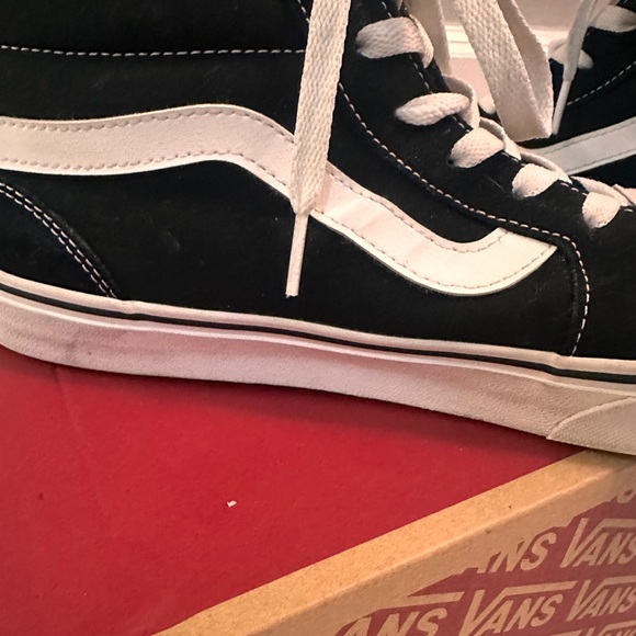 Vans Men's Black High-Top Sneakers - Picture 7 of 13